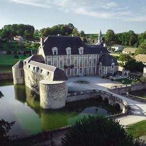 Le Château D'Etoges - Les Collectionneurs